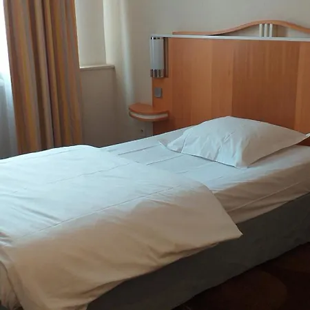 Grand Filippo Strasbourg Nord Hotel 4*