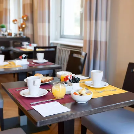 호텔 Grand Filippo Strasbourg Nord 니더브룬레벵즈