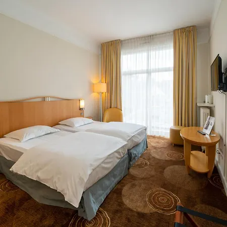 Grand Filippo Strasbourg Nord Hotel Niederbronn-les-Bains
