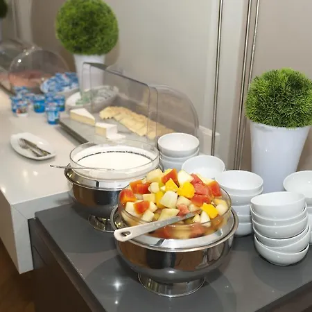 호텔 Grand Filippo Strasbourg Nord 4*
