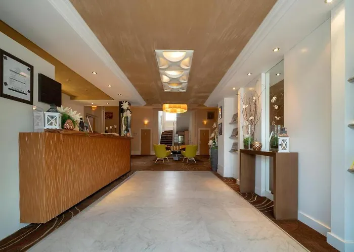 Hotel Grand Filippo Strasbourg Nord 4*